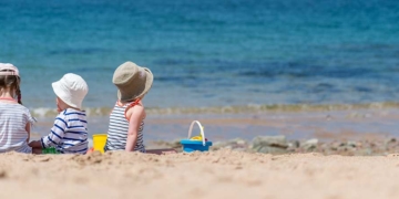 enfants-plage